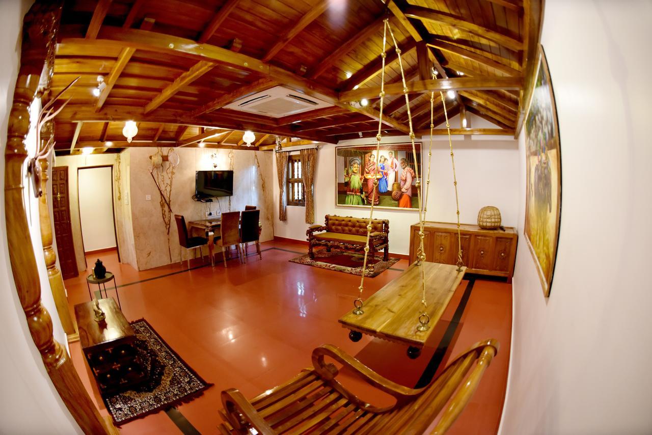 Hotel Sharada International Udupi Esterno foto