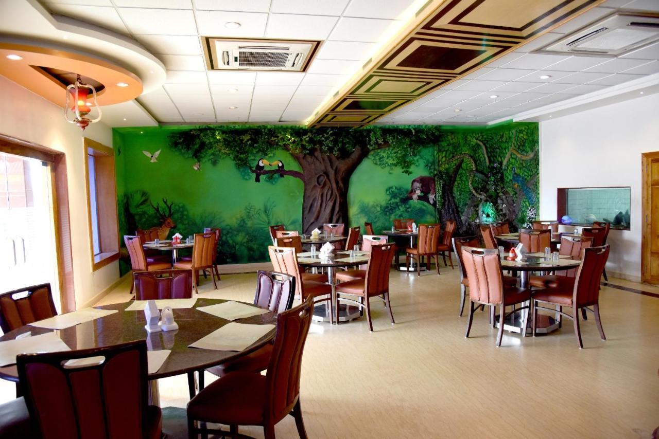 Hotel Sharada International Udupi Esterno foto